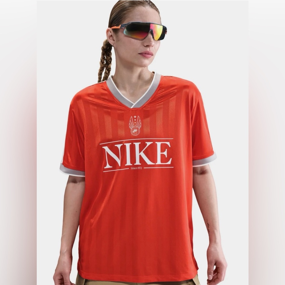 Nike NSW V Neck Top Womens Jersey